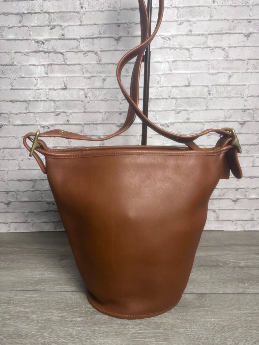 Coach 9953 Helen Legacy British Tan Leather Duffle Bucket